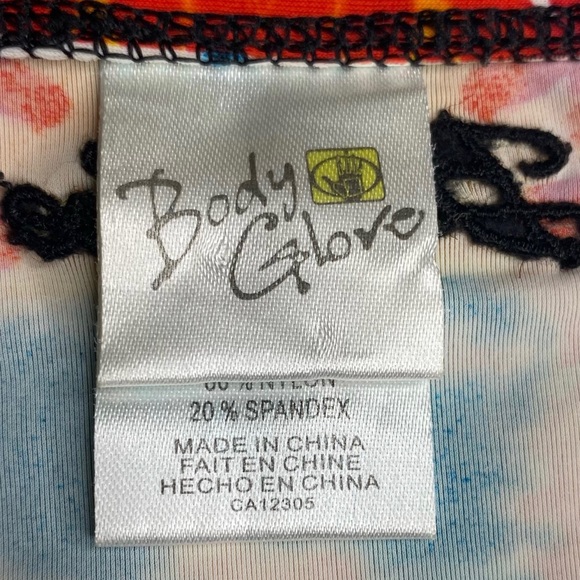 Body Glove ☼ Underwire D Cup 2 Piece String Bikini Set ☼ Mixed Tribal Tie Dye ☼ - Picture 10 of 14